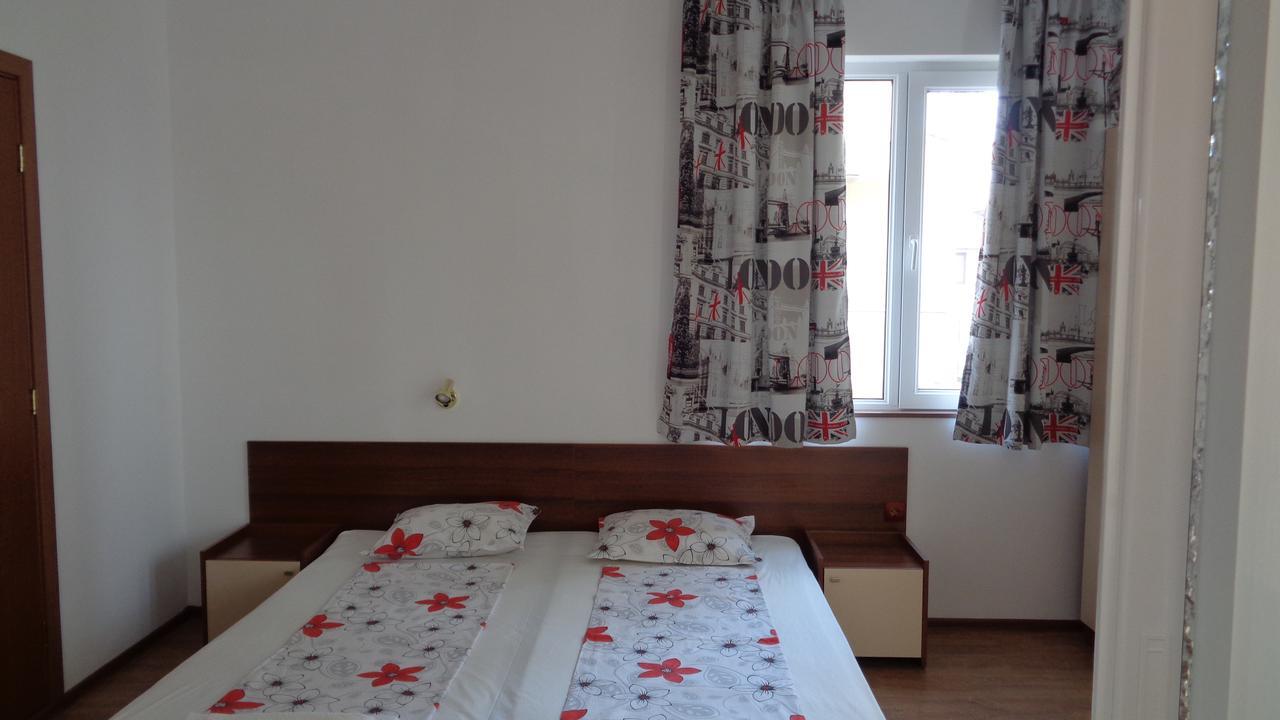 Vlasta Guest House Sozopol Exterior photo